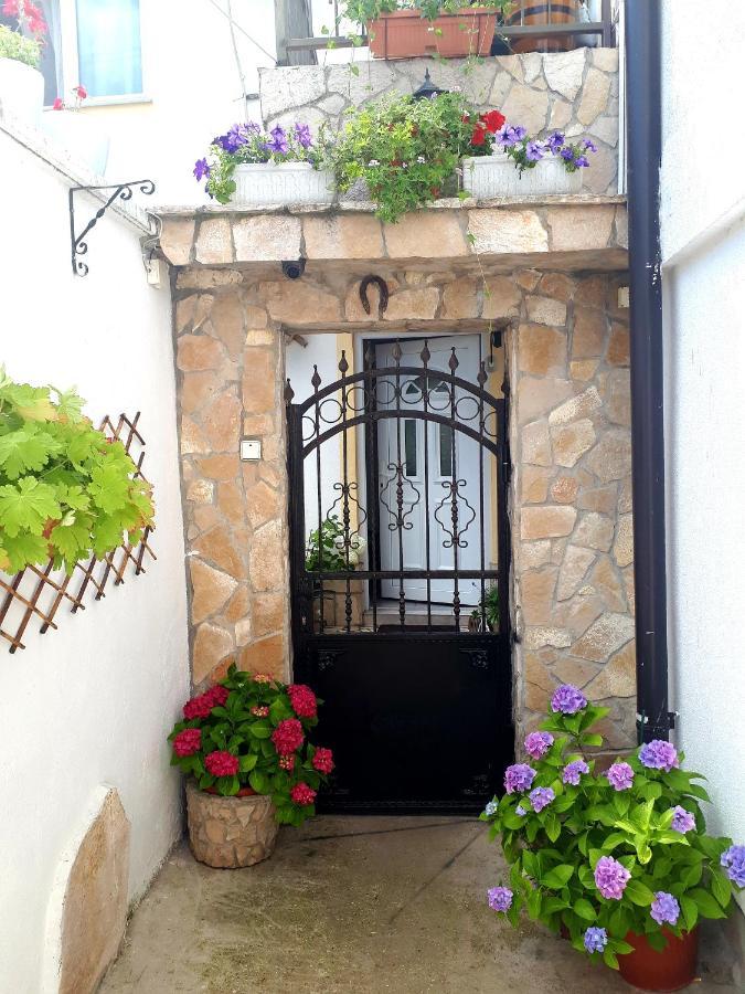 Hostel Miran Μόσταρ Εξωτερικό φωτογραφία